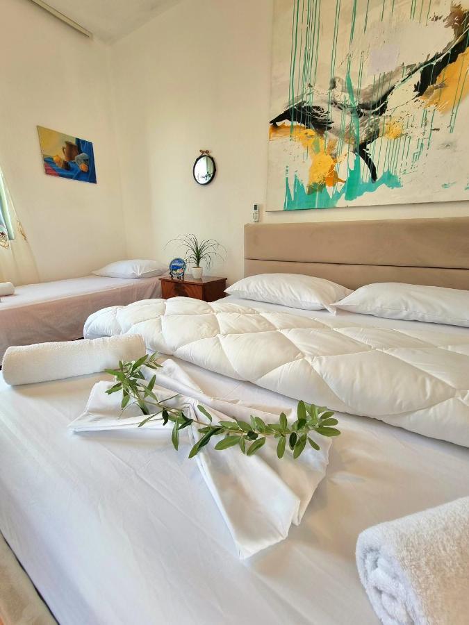 Guest House Vila Elezi Durrës Esterno foto